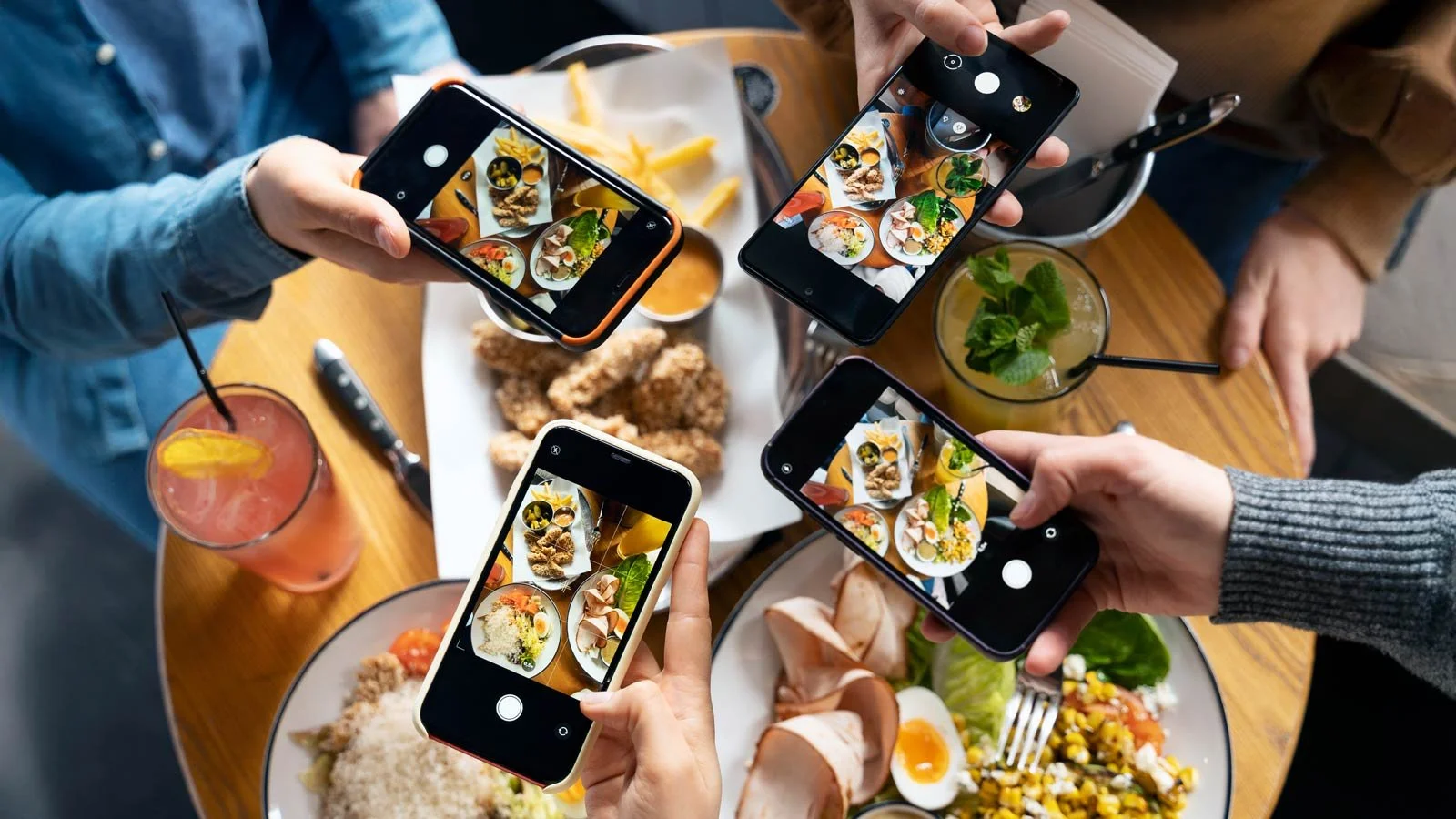 Influencer Marketing for Restaurants: Strategic Guide 2025